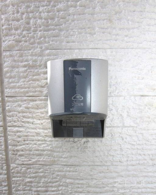 電気自動車を自宅で充電可