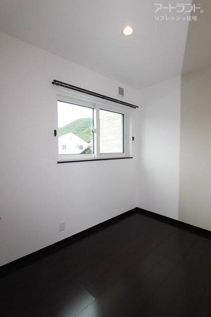 3帖の書斎。趣味部屋としても使えますね