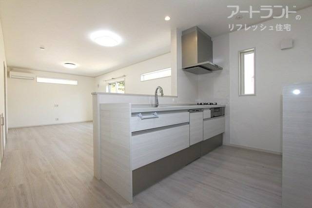 食洗器付きのキッチン