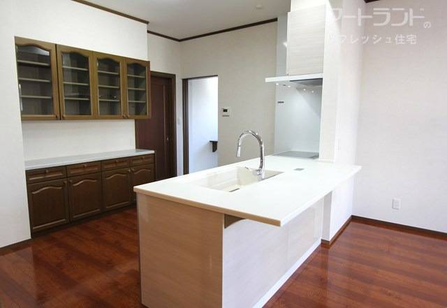 キッチンはタカラ「レミュー」を新設