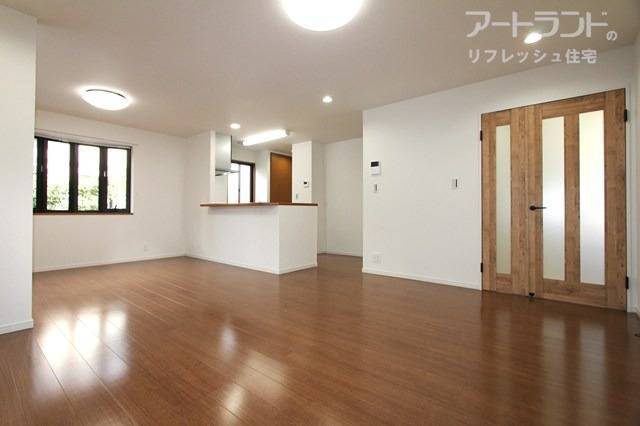 明るく広々20帖のLDK