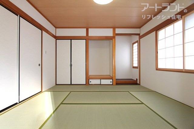 畳・障子・襖も一新した8帖和室