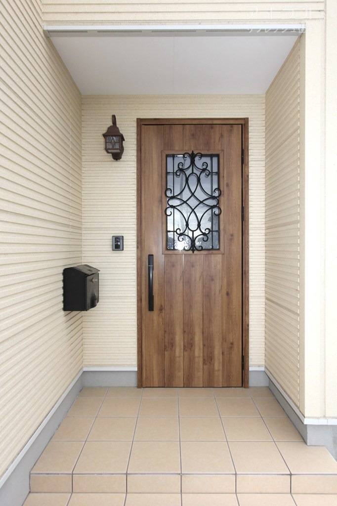 オシャレな玄関ポーチ