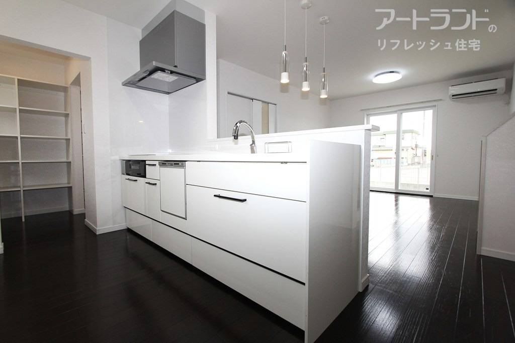 センサー付き水栓、食洗器付きで家事快適