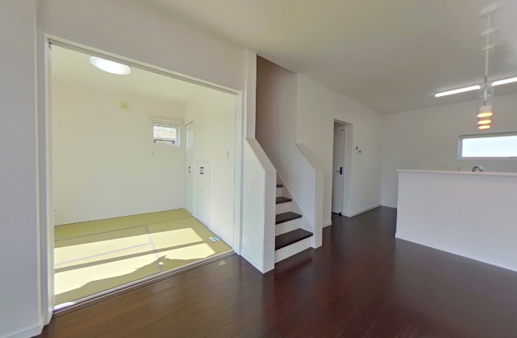 リビングに隣接する4.5帖の和室