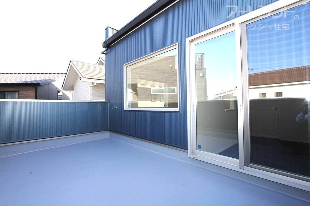 BBQやべランニングが楽しめる水栓付きバルコニー