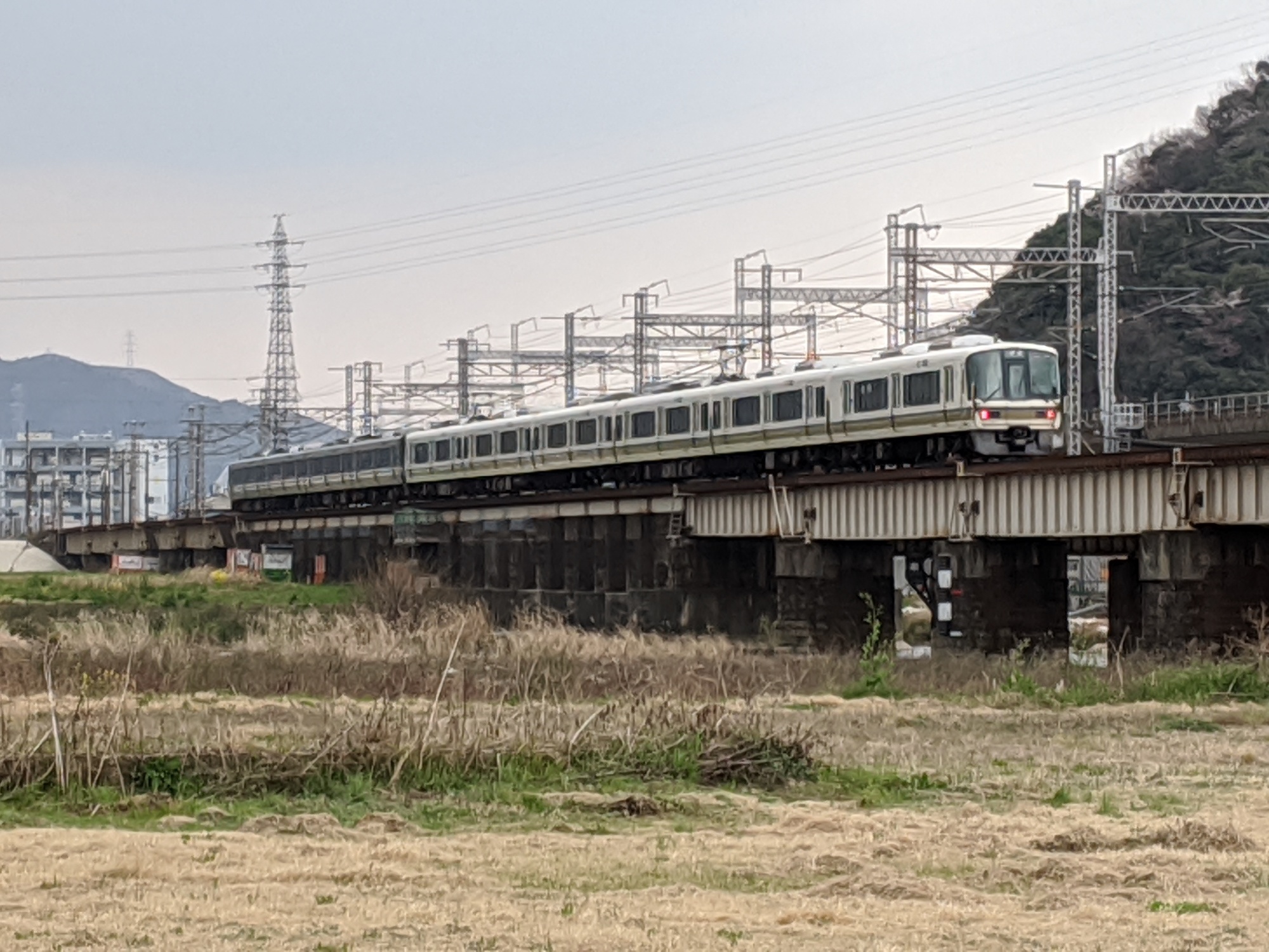 市川橋梁