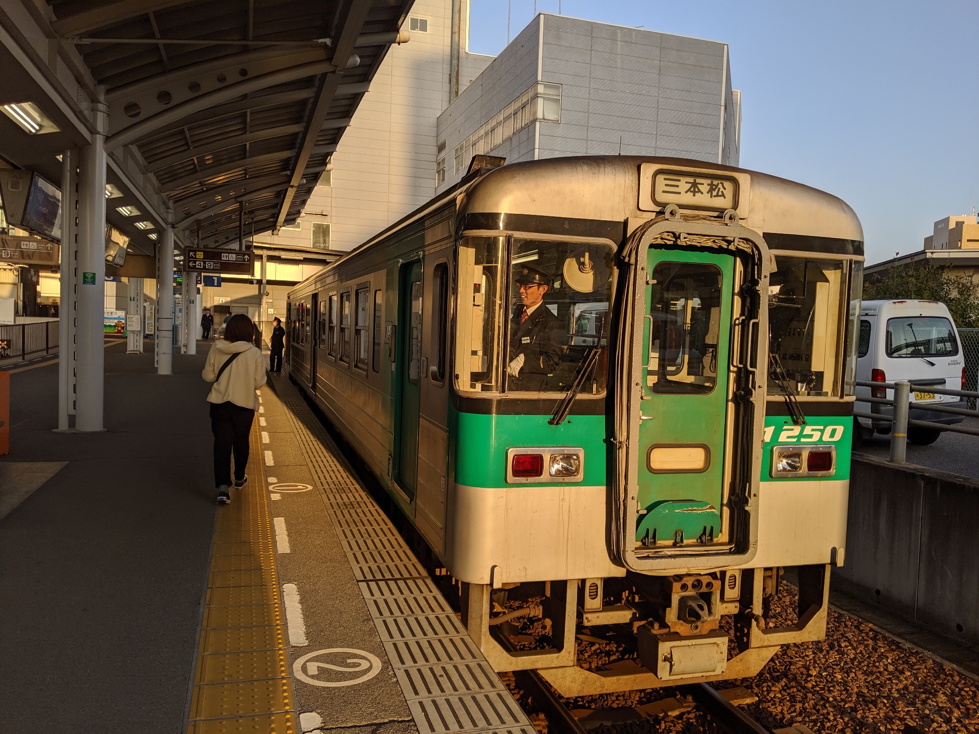 高松駅