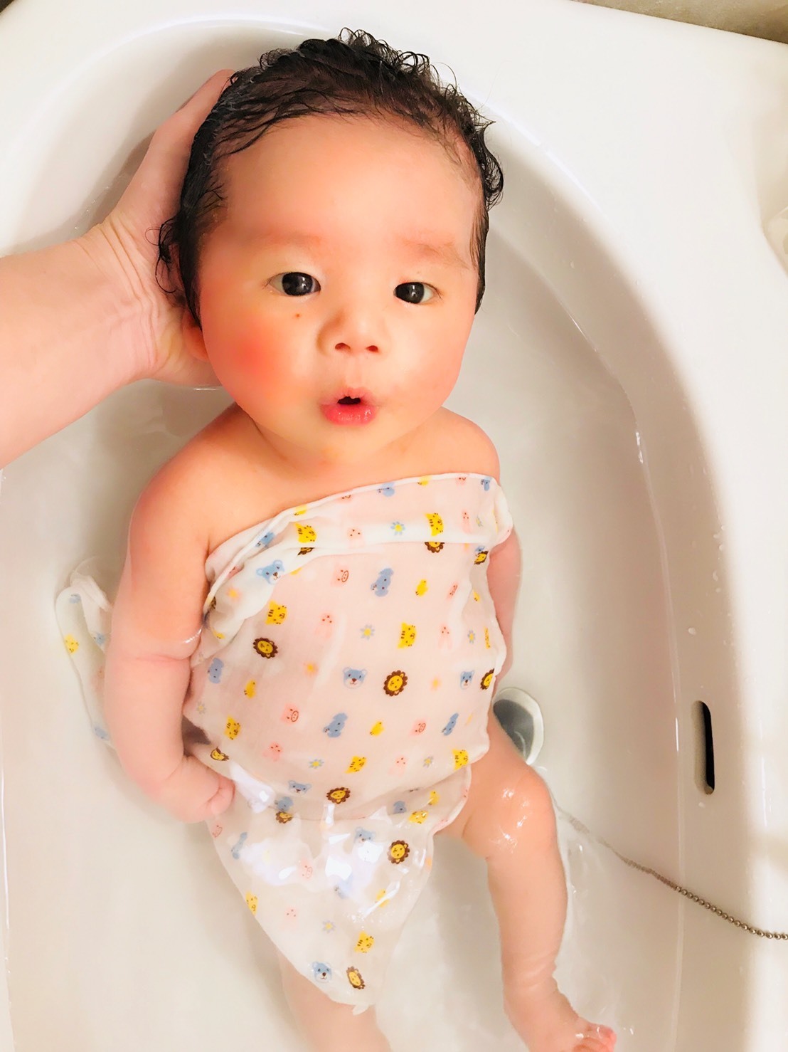 一 ヶ月 赤ちゃん お 風呂 englshisa