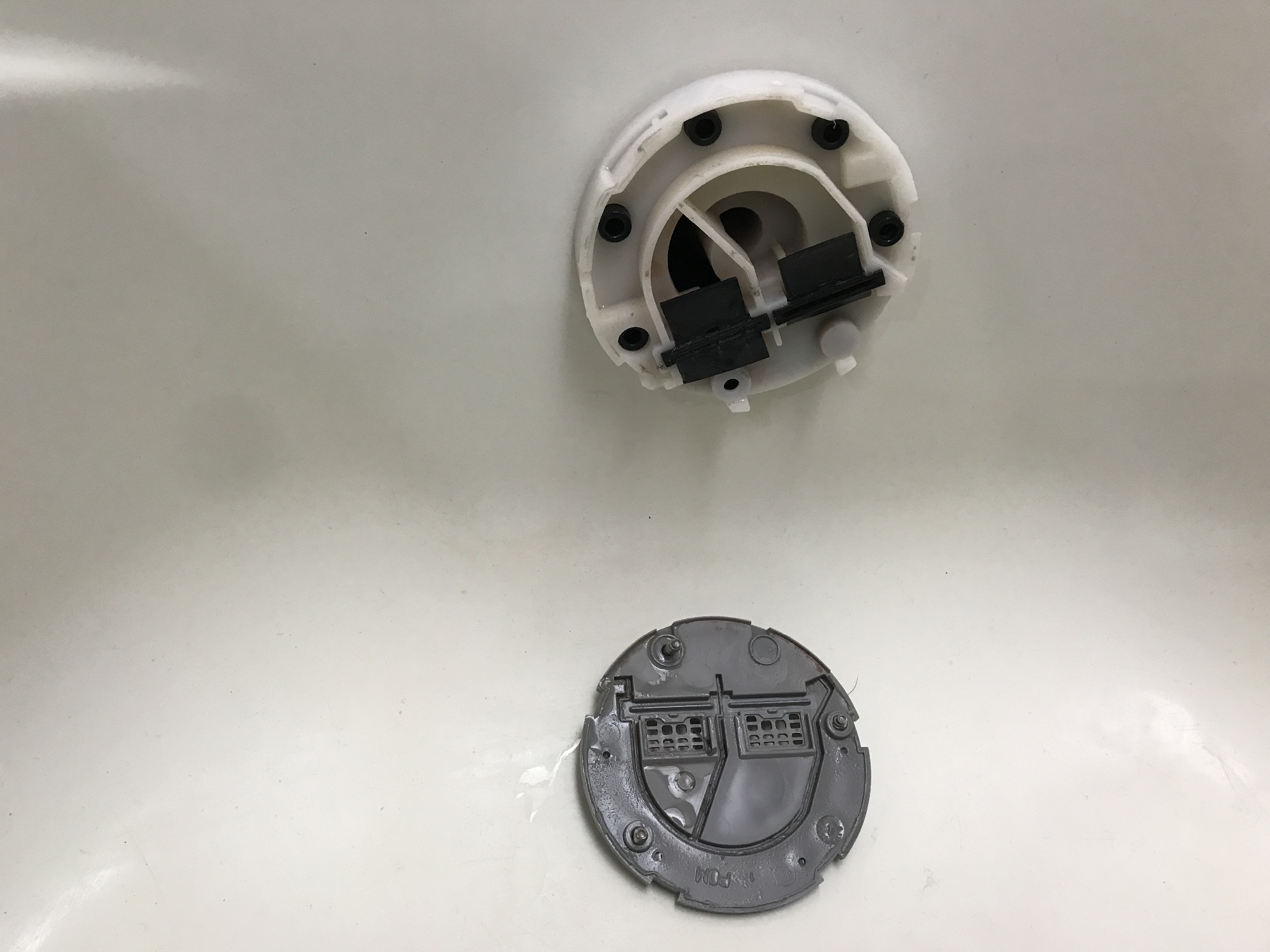 電気温水器の風呂釜配管からジャバでも取りきれない汚れと臭い ハウスクリーニング 鳥山修史 マイベストプロ神戸