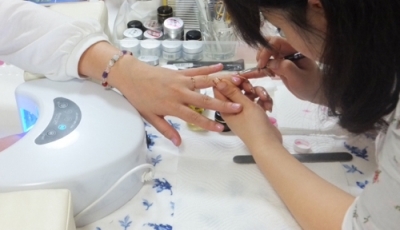 カラーコーディネータープロ養成講座ネイリスト編