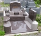匠の技で創りあげたハンドメイドのオリジナルデザイン墓石