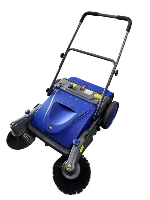 蔵王産業　歩行手押式　無動力清掃機　シルバーEVプラス2