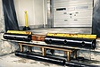 見た目の悪さは、会社の印象そのもの。トラックバースの防波堤「D型ゴムバンパー」を蘇らせる、プロの交換実績。