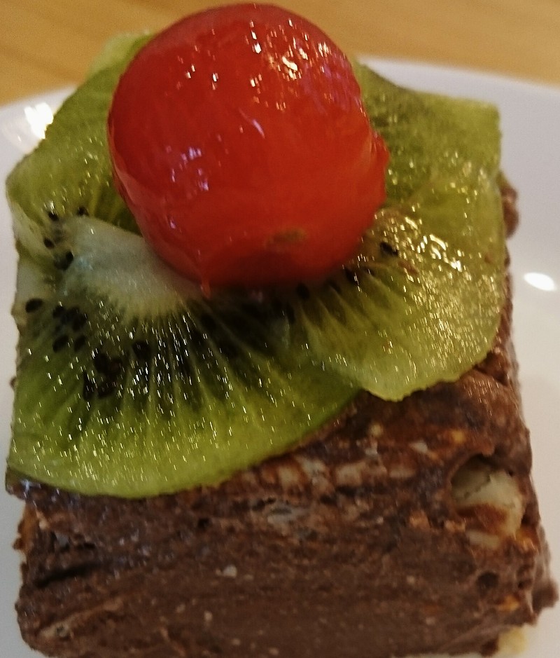 クラッカーのベジケーキ