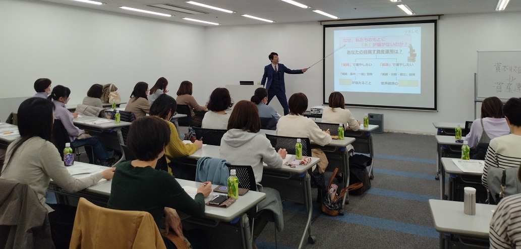 神戸会場(神戸国際会館)