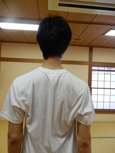 肩甲骨と脇一致