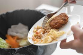 一般家庭の「食品ロス」は改善傾向