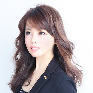 ちえこさま専用ページ 美容・ブライダル業界で長く活躍できる人材を育成するプロ 東ちえこ