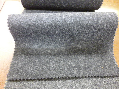 冬用素材でオーダースラックス、すごく品がありますよ