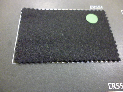 カシミア100の黒の定番でハーフのチェスターコート