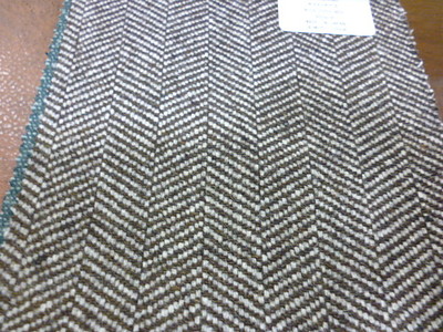 クラシカルなへリンボンの柄でオーダージャケット