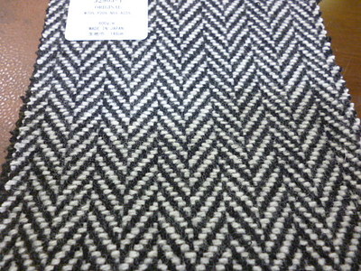 クラシカルな大柄のへリンボンでオーダージャケット