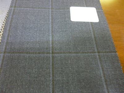 ダイドー毛織の春の新作スーパー100のウール