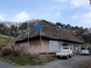 茅葺屋根からｶﾞﾙﾊﾞﾘｭｳﾑ鋼板屋根へ‥　九戸村