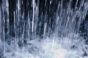 ゲリラ豪雨から身を守る家庭の備え