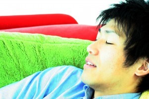 睡眠不足による苛立ちを解消するには