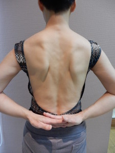 肩甲骨はがしはなぜダイエットにつながるのか ダンスインストラクター による解説記事