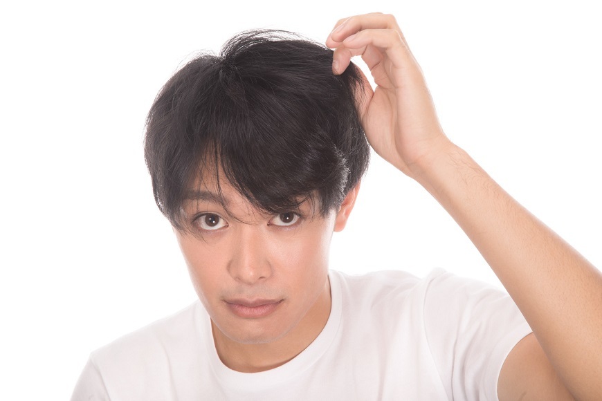 30歳を過ぎて気になる髪のベタつき 原因 解決方法は ビューティアドバイザー による解説記事