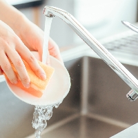 水道料金値上げが全国に拡大中──「上がり続ける公共料金」時代に40代家計が今すぐできる3つの備え