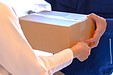 「送料無料」のその送料、いったい誰が払っているのか