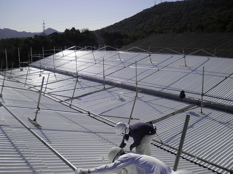 工場屋根遮熱防水塗装