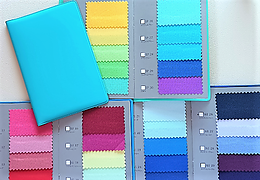 似合う色が全揃いの色見本手帳付きカラー診断