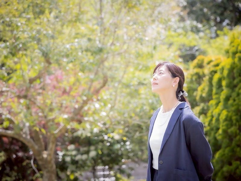 「腸にまかせてみる練習」の著者松山友美