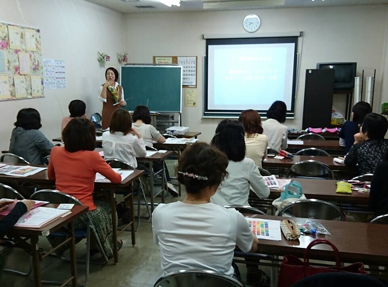 勤労女性センター