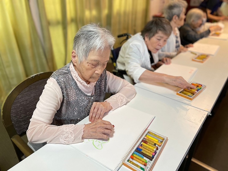 高齢者施設でのカラーセラピー講座鹿児島