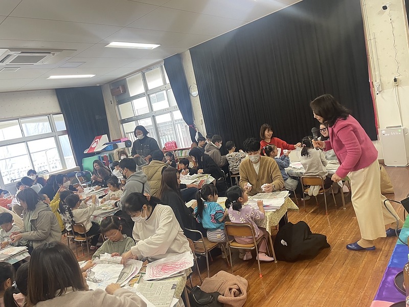 鹿児島市三和保育園・親子カラーセラピー講座家庭教育セミナー 鹿児島市三和保育園・親子カラーセラピー講座家庭教育セミナー