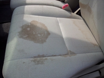 車のシートにコーヒーをこぼしたシート洗浄清掃しみ抜きルームクリーニング除菌抗菌ikc鎌倉工房 自動車シート洗浄 木村光夫 マイベストプロ神奈川