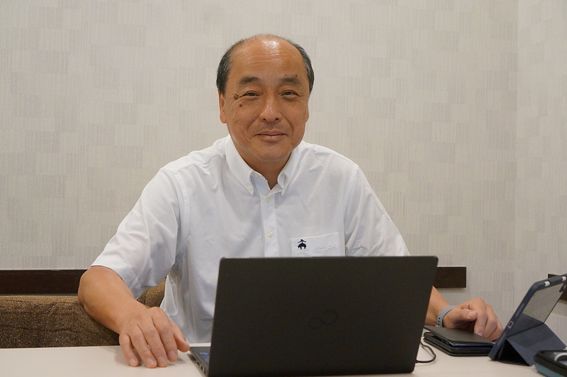 代表の前田