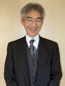 法律の専門家、南木道雄弁護士