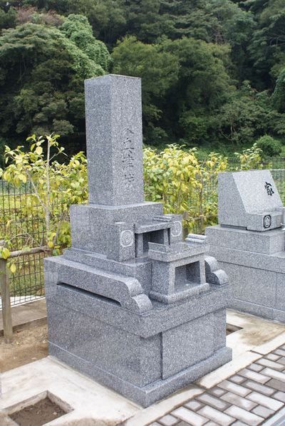 ふぶき　墓石　横須賀