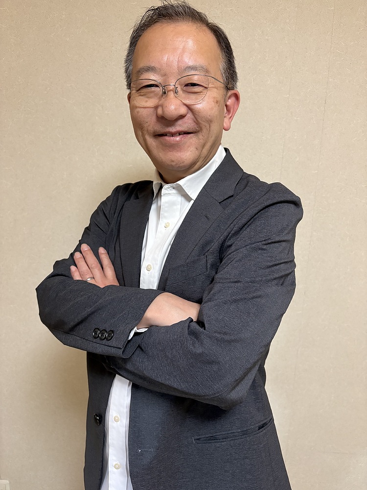 篠田啓彦 しのだひろひこ