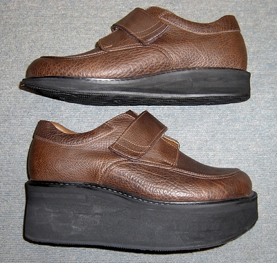 靴の補高加工の一例