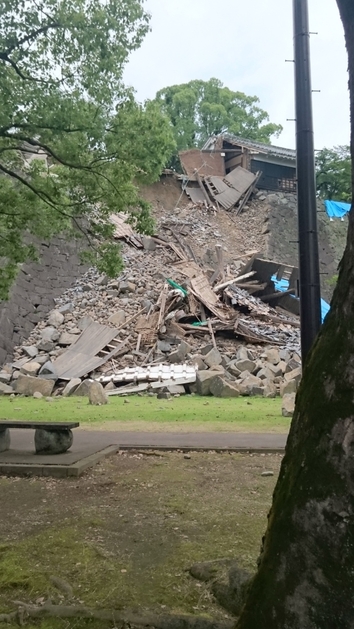 熊本城　石垣崩壊