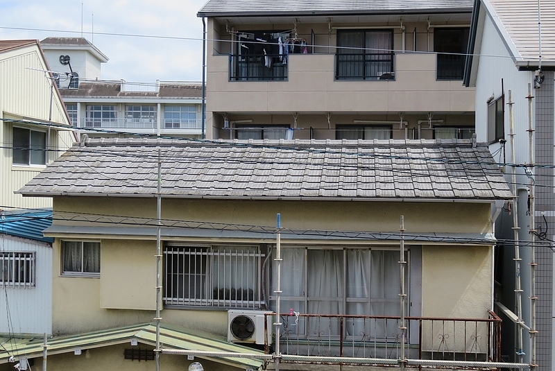 松井邸屋根前