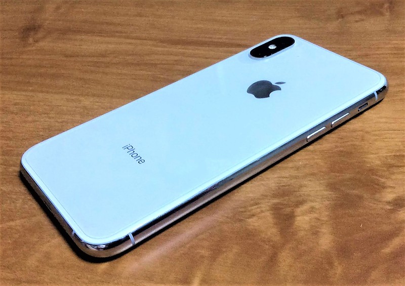 iPhoneXS